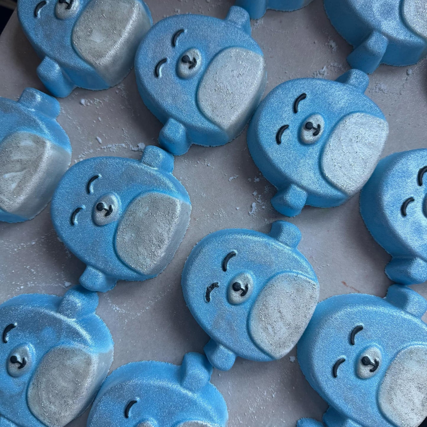 Squish Seal Bath Bomb