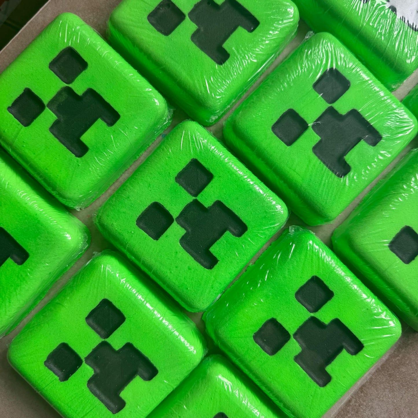 Mine Block Bath Bomb