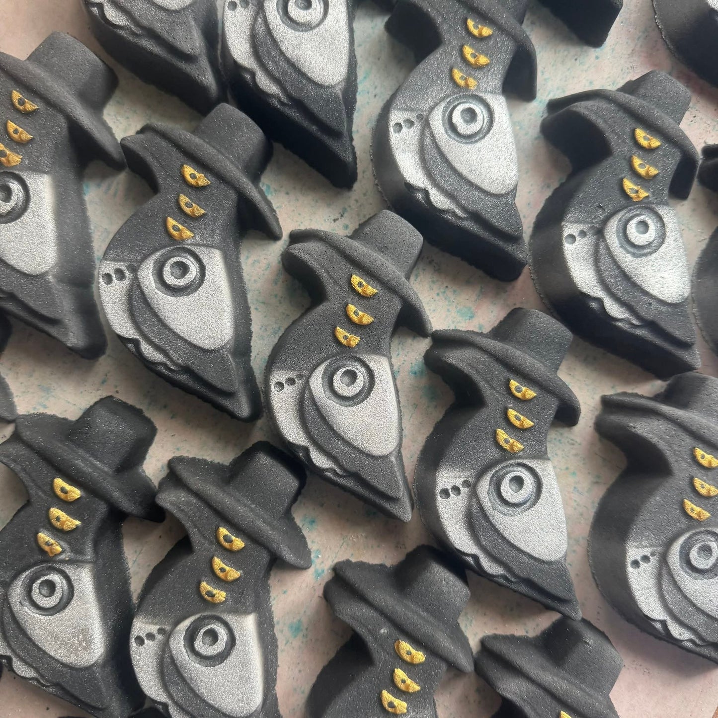 Demon Slayer Bird Bath Bomb